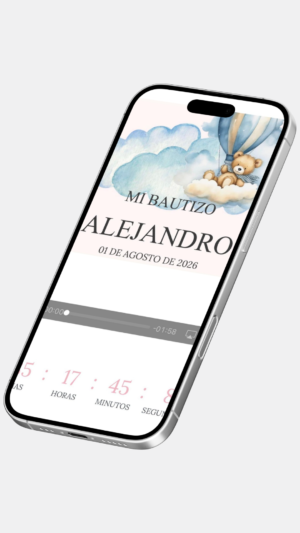 Invitación digital de bautizo con osito rosa para niña